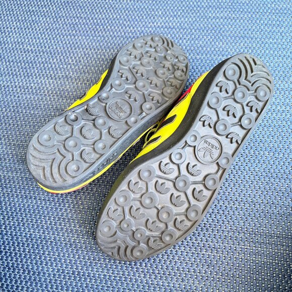 Adidas Sobakov Neon Green Soccer Street Shoes Men's 10.5 - Pre-Owned - Picture 10 of 11